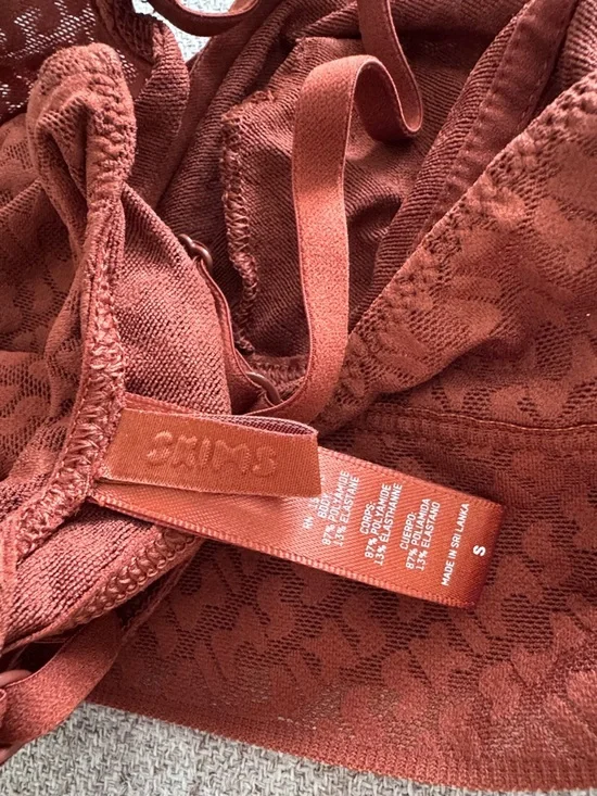 Skims Logo Bralette - Picture 4 of 4